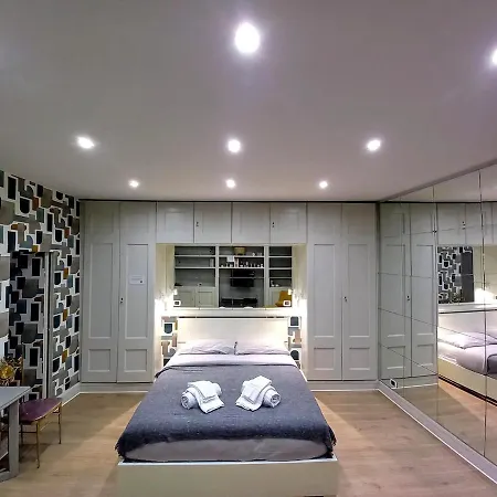 Piazza Di Spagna, Ground Floor, Historic Center Daire *