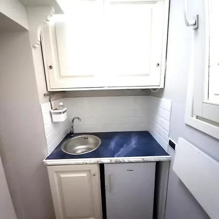 Piazza Di Spagna, Ground Floor, Historic Center Roma