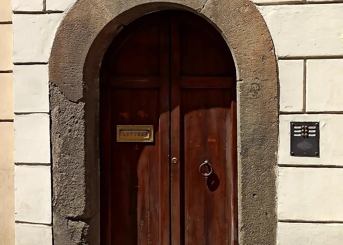 Piazza Di Spagna, Ground Floor, Historic Center Rome